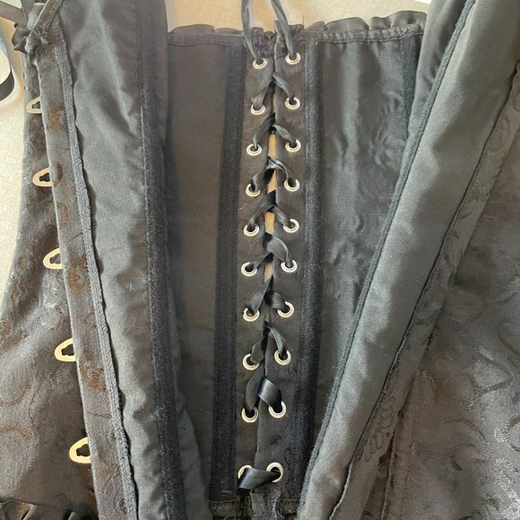 EUC Steel Boned Corset - Picture 4 of 8